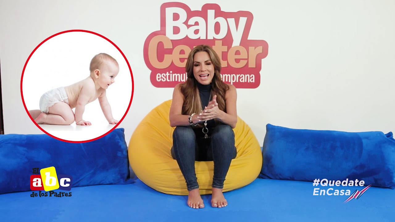 a que edad se pone de pie un bebe